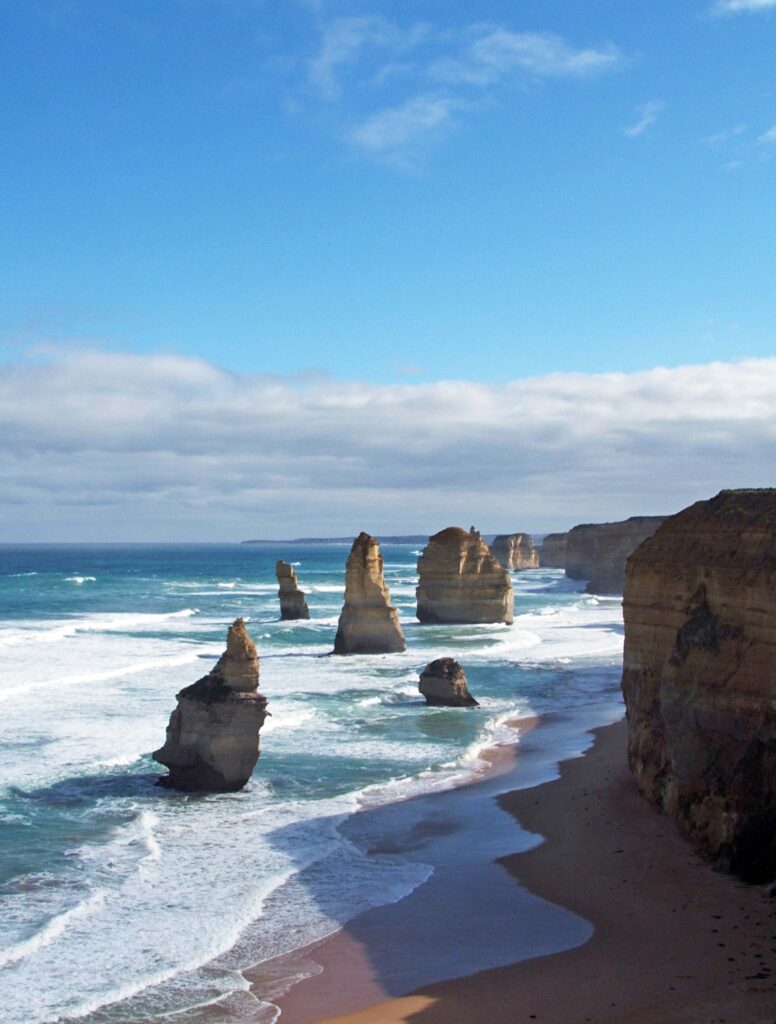 12 Apostoles, Iconic Rock Formation
